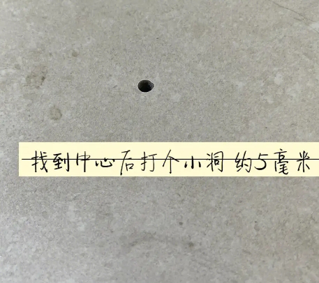 台江瓷砖空鼓维修公司专业解答在瓷砖铺贴过程中，如果砂料搅拌不均匀，将会带来以下问题